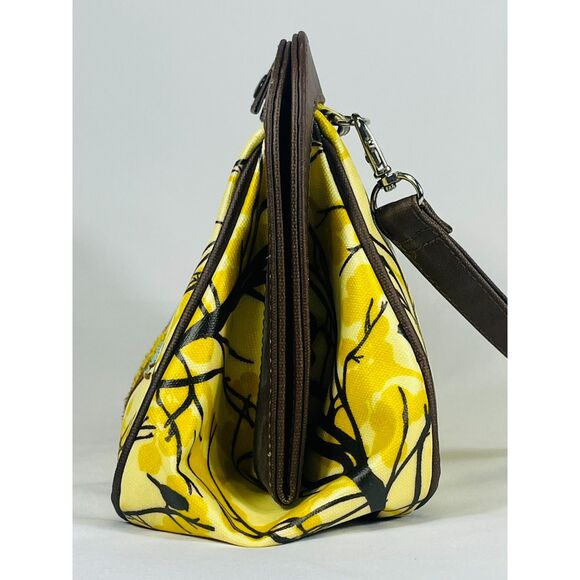 Petunia Pickle Bottom Diaper Bag Wristlet Yellow Birds Changing Pad Water Resist - Picture 5 of 10